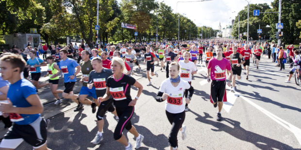 Tallinnan maraton vaikuttaa viikonloppuna liikennejärjestelyihin erityisesti keskustassa ja Pohjois-Tallinnassa