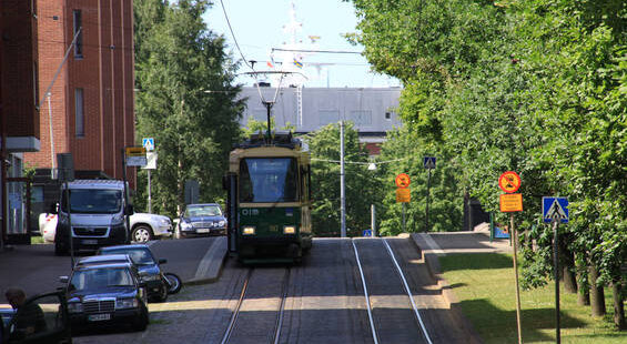 HSL:n ratikka-, lähijuna- ja bussilippuja voi nyt ostaa  Eckerö Linen m/s Finlandialta