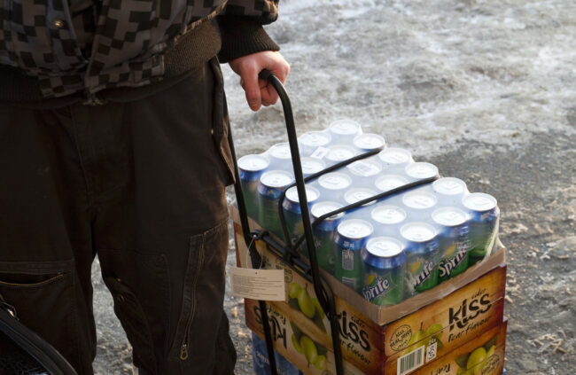 Viro ei nostakaan alkoholiveroa suunnitelmien mukaan – korotukset selvästi lievempiä
