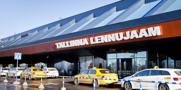 Tallinnan lentokentän edusta suljettiin henkilöautoliikenteeltä rakennustöiden takia