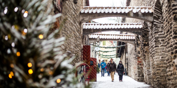Nauti Tallinnan talvitunnelmasta – katso hienot kuvat talvisesta vanhastakaupungista