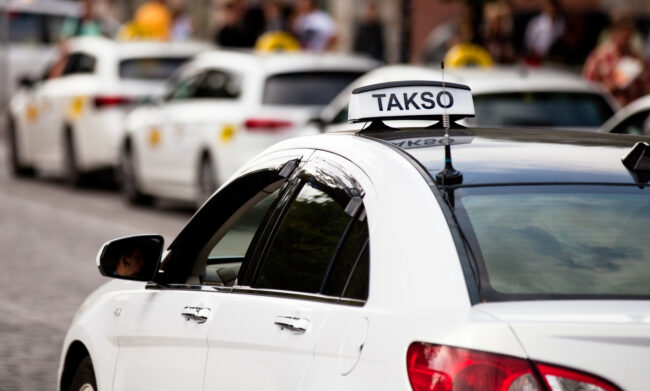 Taksihuijauksia tapahtuu Virossa edelleen – lue ohjeet, miten valita taksi turvallisesti