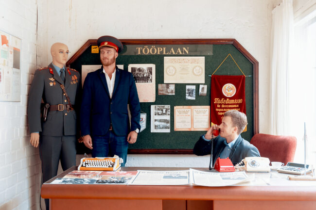 KGB-museo järjestää kaksi ilmaista opastettua kierrosta, yhden suomeksi ja toisen viroksi.