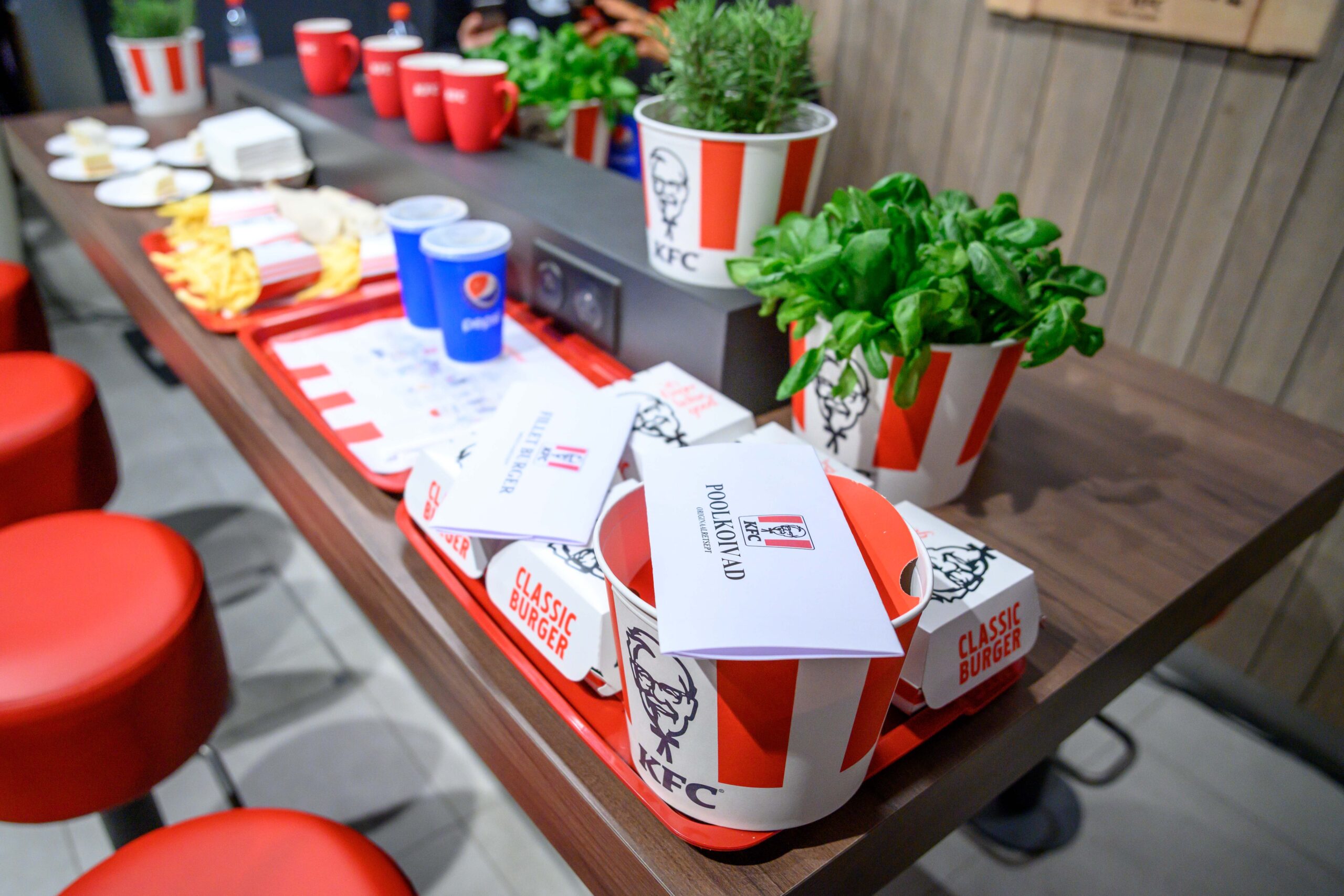 KFC активно развивается в Эстонии и откроет более 20 ресторанов в Прибалтике в течение трех лет