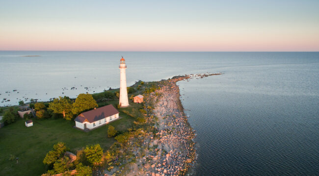 Lumoudu Viron kesäluonnosta – esittelyssä pikkusaaret, luontonähtävyydet ja kansallispuistot