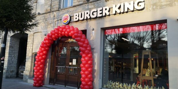 Tallinnan vanhassakaupungissa avattiin Burger King -ravintola