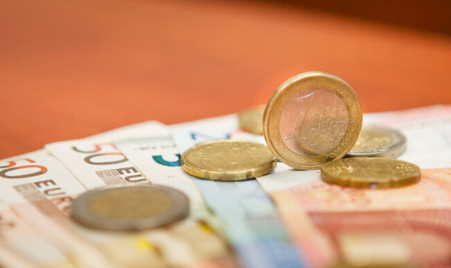 Viron vaihtotase oli helmikuussa 14 miljoonaa euroa alijäämäinen