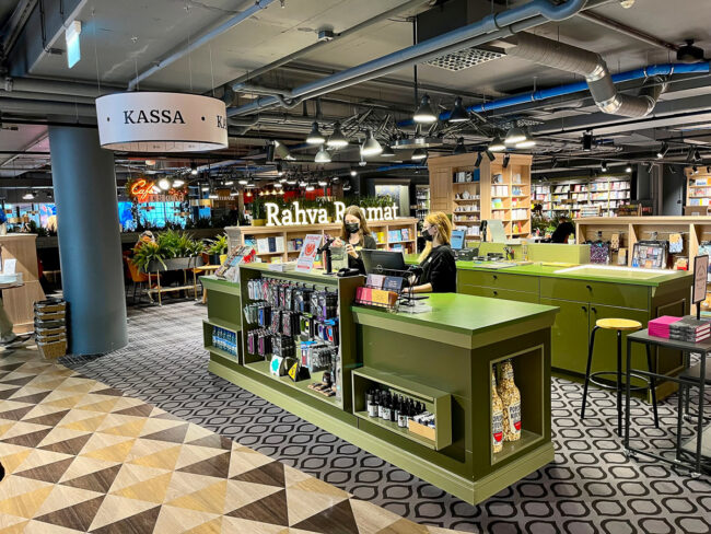 Viru Keskuksen Rahva Raamat -myymälä valittiin Lontoon kirjamessuilla maailman parhaaksi kirjakaupaksi