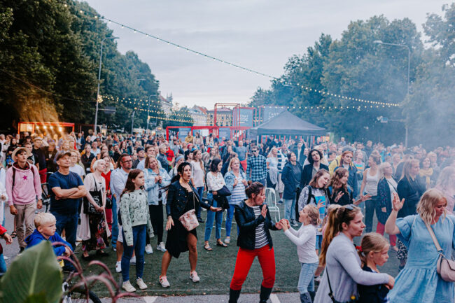 Tartu’s popular summer Car-Free Avenue opens tomorrow with a concert from Stefan and Justament