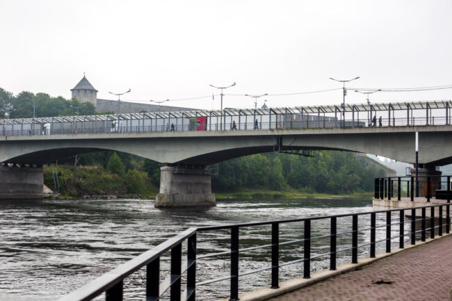 Viro kieltää kaikkien venäläisten matkailijoiden maahantulon – Latvia, Liettua ja Puola tekivät saman päätöksen