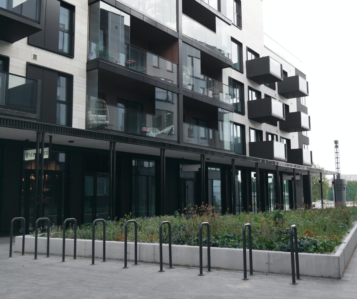 The rapid rise in property prices continued in the second quarter of