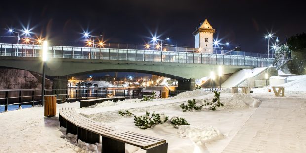Russia to close Narva-Ivangorod crossing to vehicles for 2 years