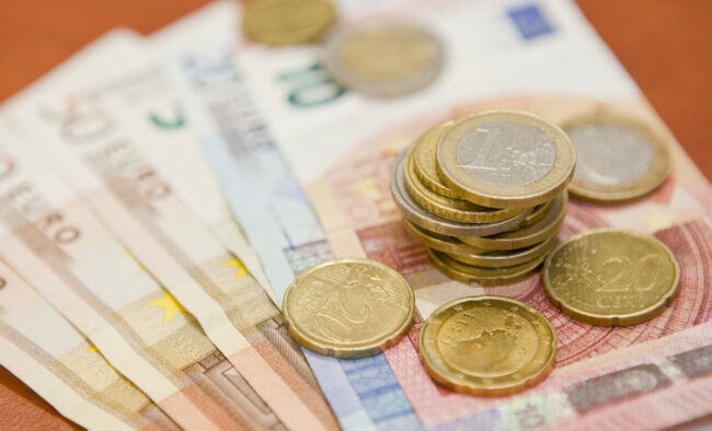 Palkat Virossa nousseet viime vuonna 12,4 prosenttia