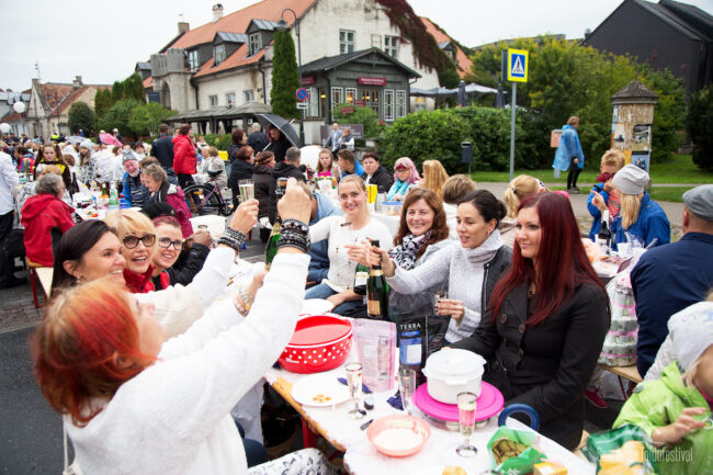 Saarenmaan Ruokafestivaaleilla tarjotaan perinneruokaa ja gourmeta