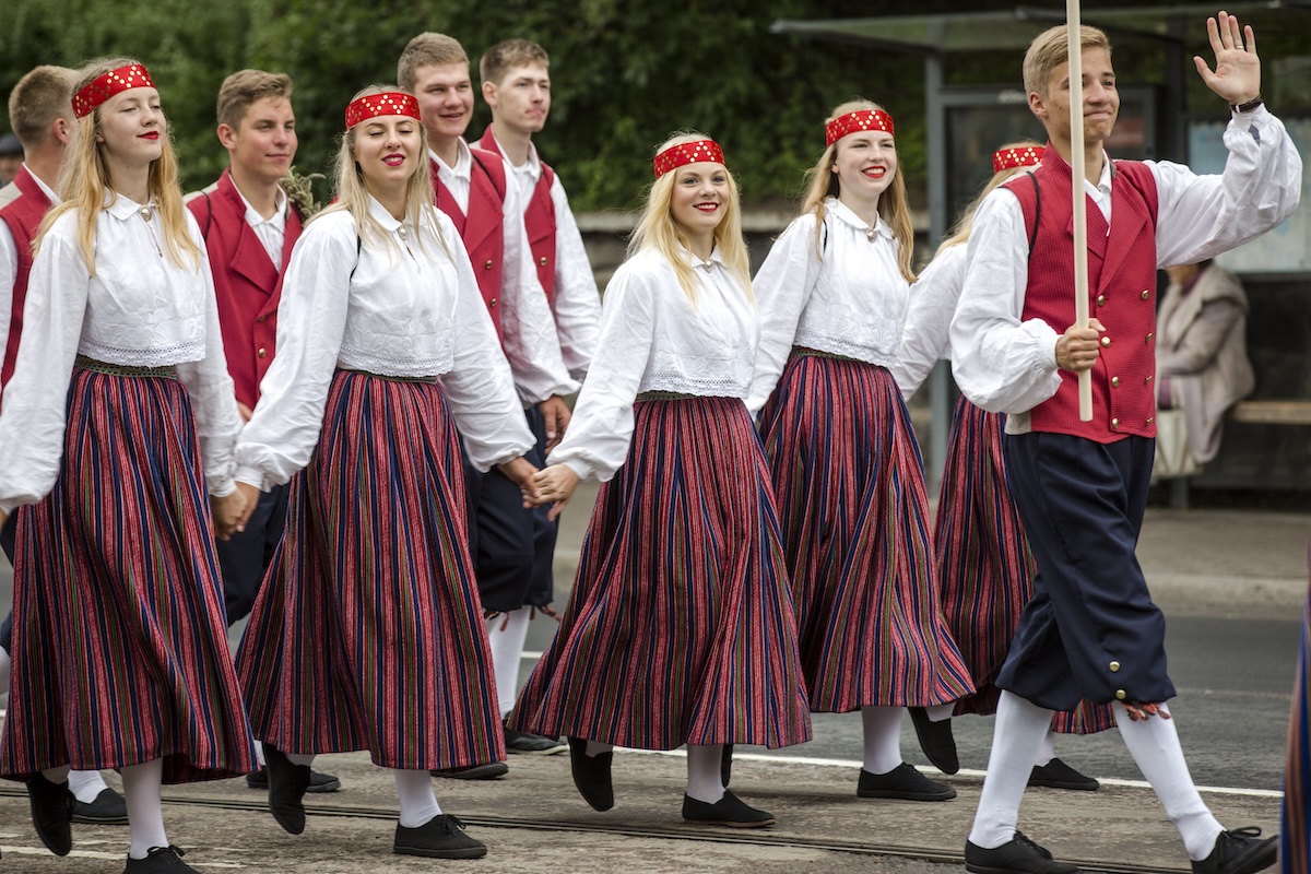 Virolaiset ovat Baltian maiden onnellisin kansa - The Baltic Guide Online