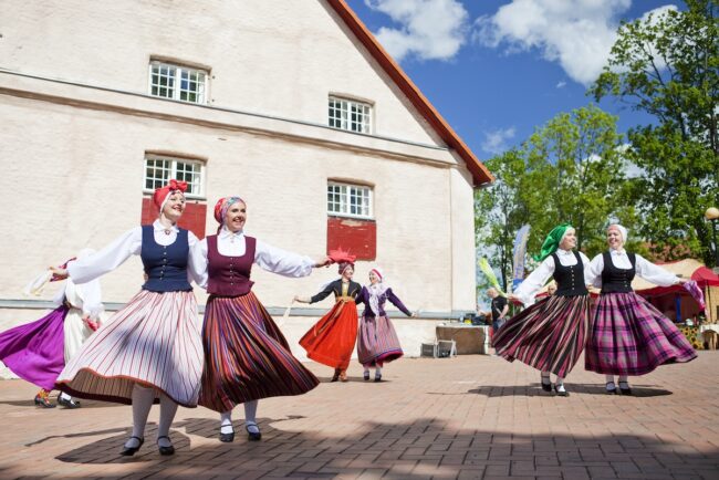 Viljandi Heritage Festival merges folklore with modern solutions