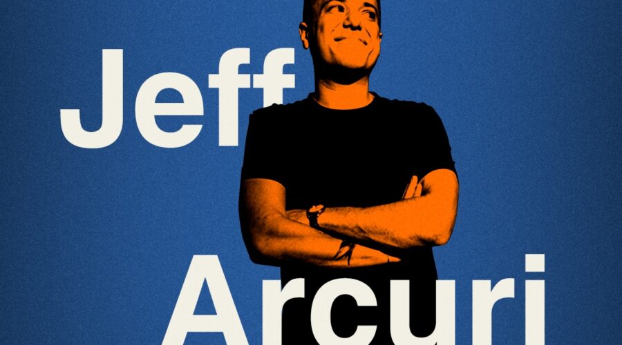 Komediaa Jeff Arcurin seurassa