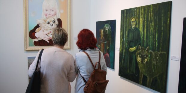 The annual exhibition of the Estonian Painters Union tells unprecedented stories
