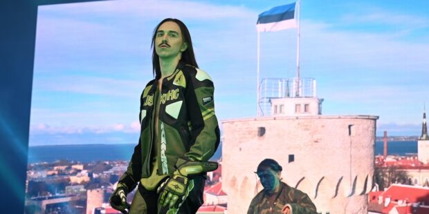 Euroviisujen Allstars Tommy Cashin kanssa