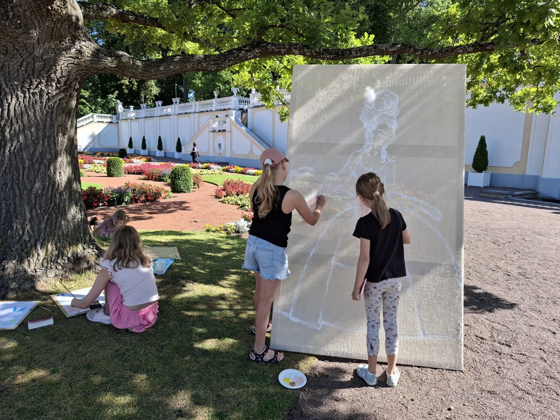 Suuri maalauslauantai Kadriorgin palatsin puistossa