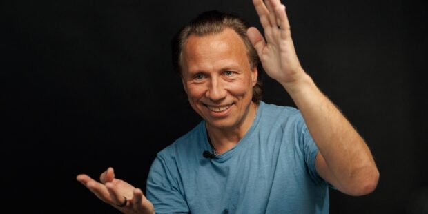 Kristjan Järvi – musiikin ja elämän uudella taajuudella