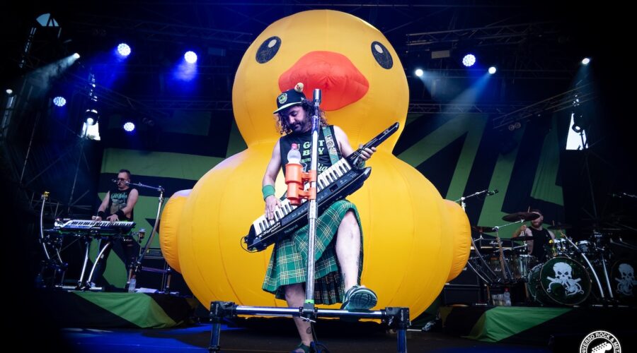 Raskaita säveliä metallimusiikin ystäville