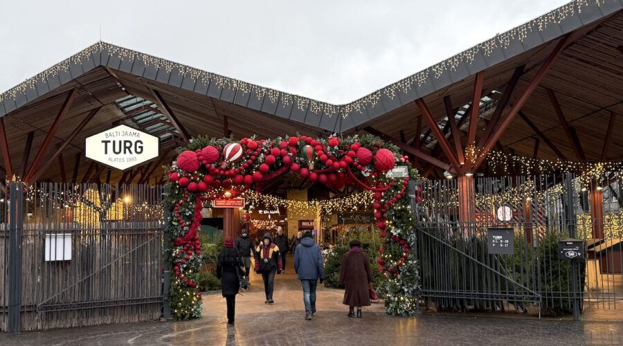 Tallinnan joulutorien ”talvisota”