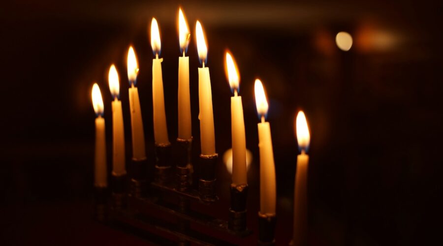 Hanukan kynttilänsytytysseremonia