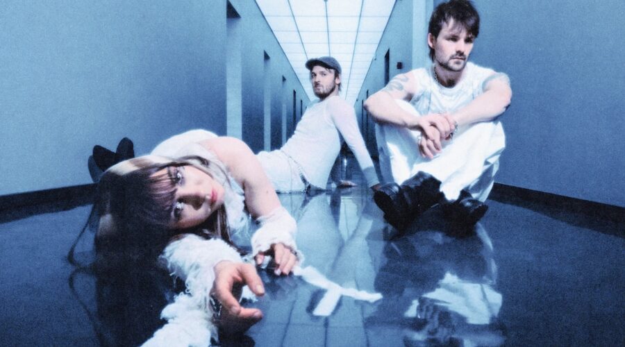 Viron oma Björk esiintyy Tallinnassa