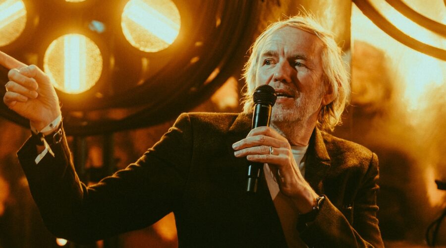 Popkulttuuria huikeina artistikuvina