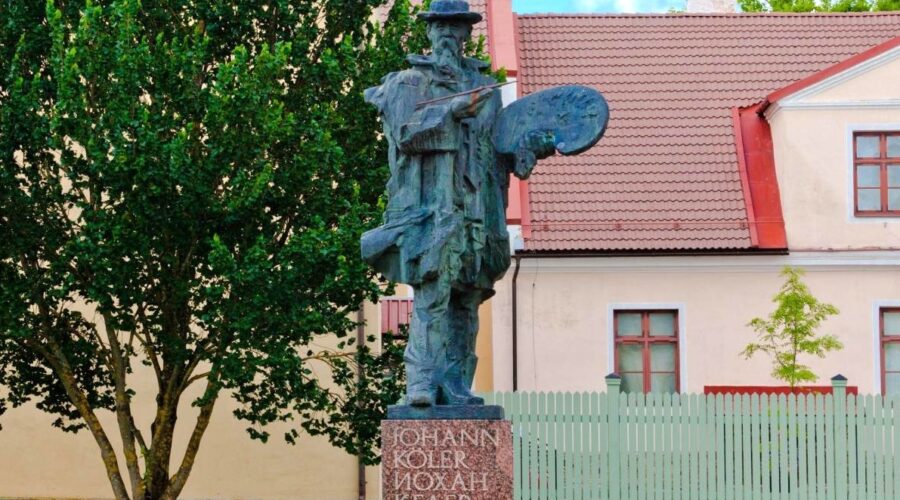 Viron kansallistaiteilijan juhlavuosi