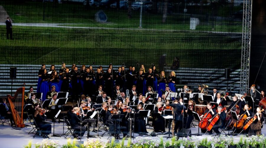 Kesäoopperaa ja tähtien loistetta Viljandissa