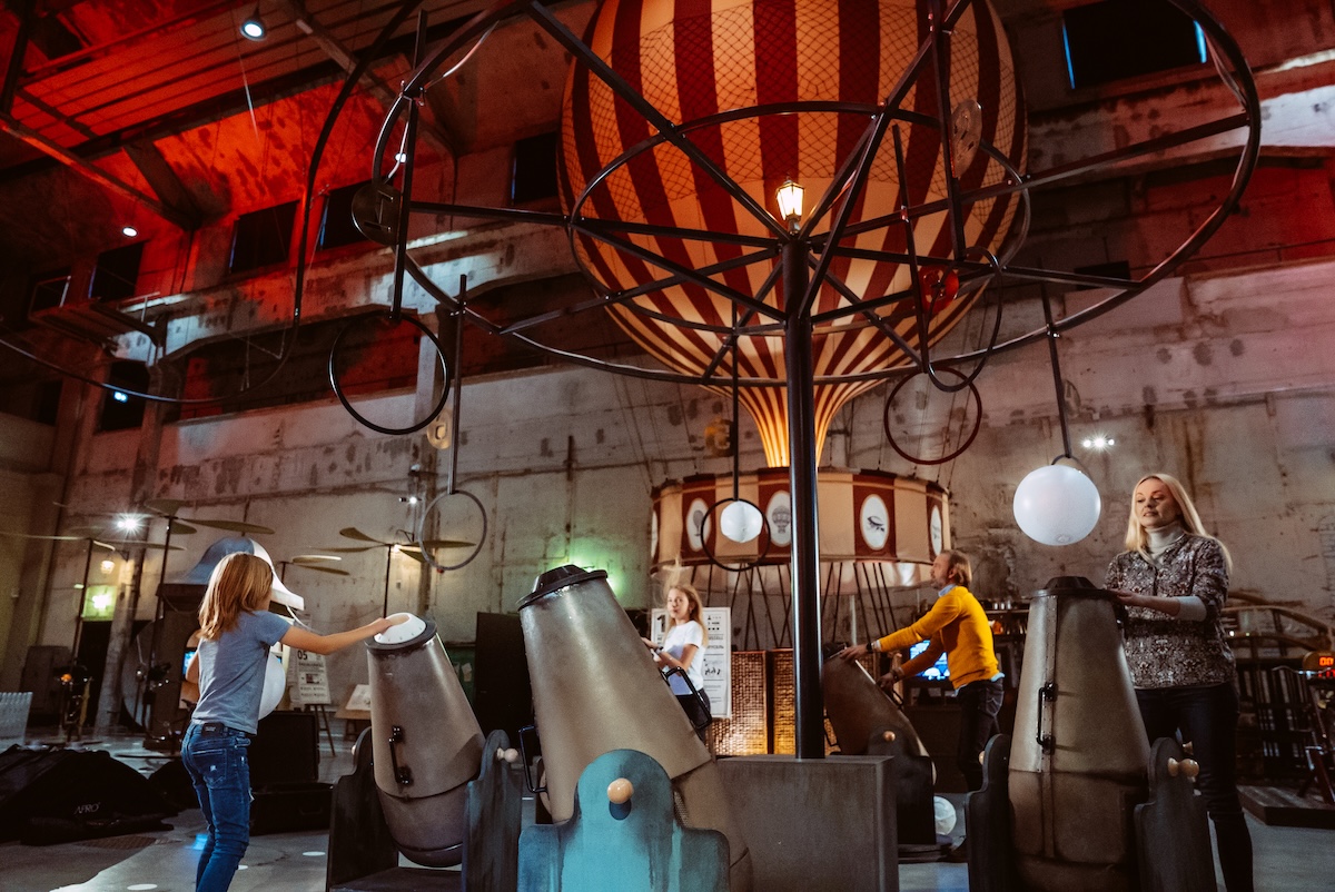 Virtuaalitodellisuus vai retroelämykset – sinä päätät!