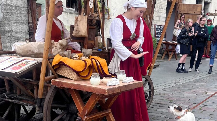 In Stella’s Pawprints—A Perfect Weekend Getaway for Dog and Owner