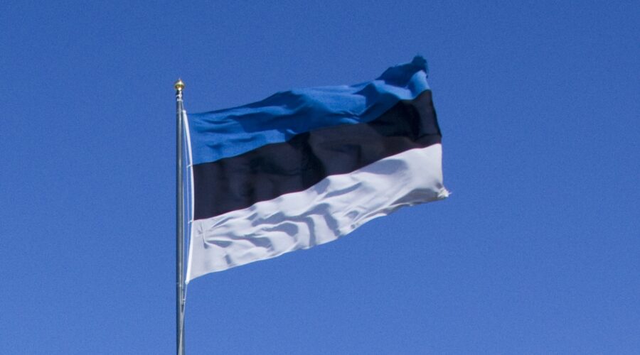 Paljon onnea, Viro ja virolaiset! Palju õnne, Eesti ja eestlased!