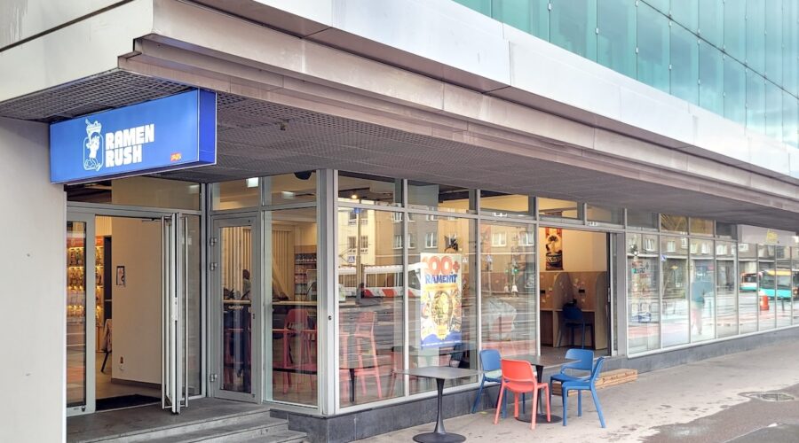 Tallinnaan avattiin itsepalvelu-pikanuudeliravintola
